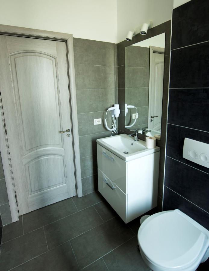 Zen Hotel Focşani Extérieur photo