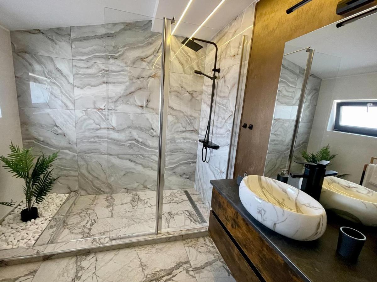 Zen Hotel Focşani Extérieur photo